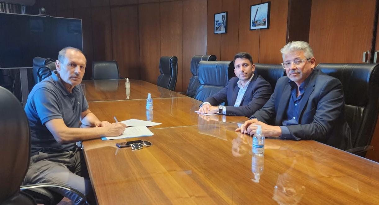 Nueva gestión del intendente Daniel Stadnik en la ciudad de Buenos ...