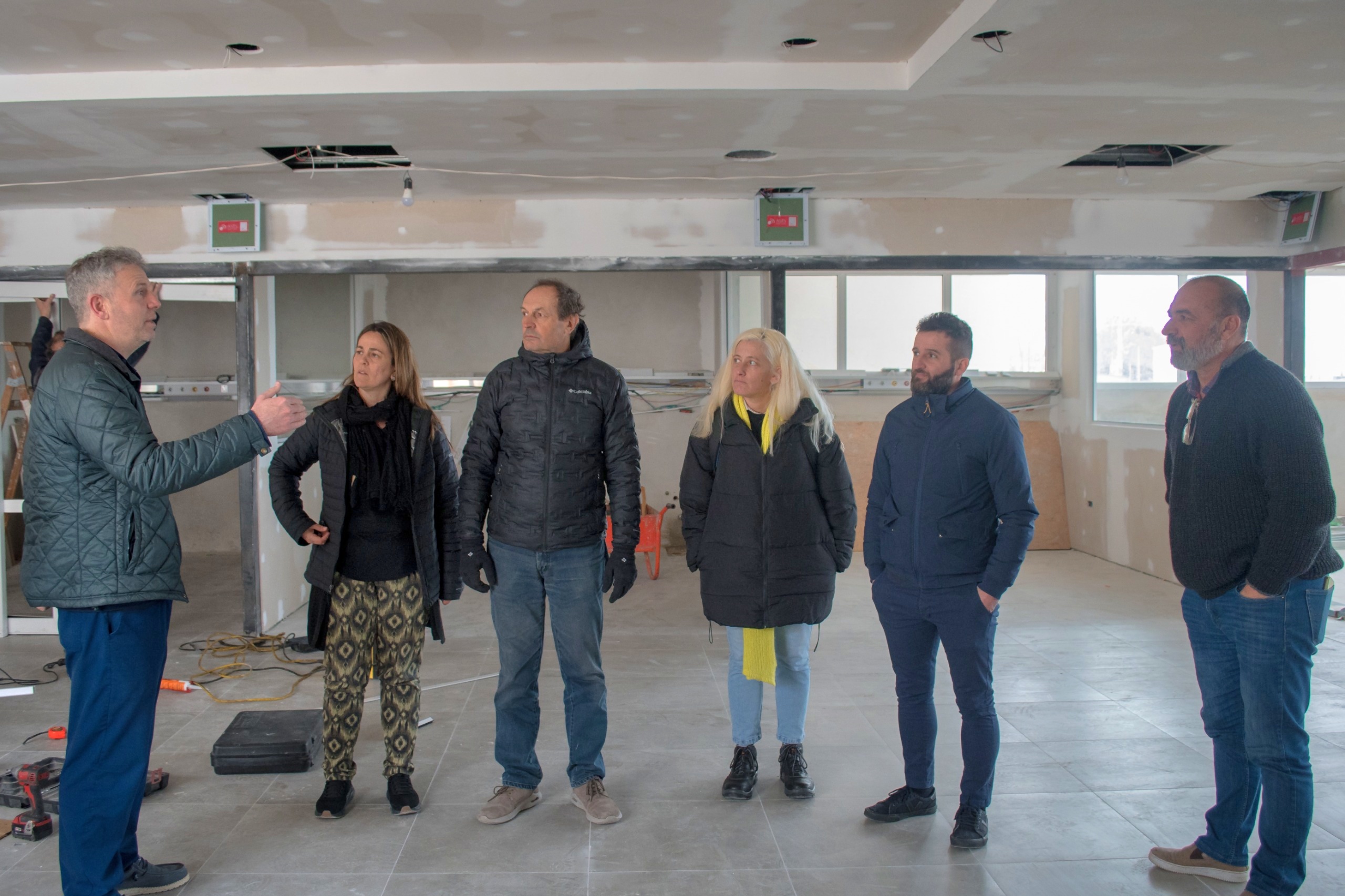 Stadnik recorrió junto a funcionarios de Región Sanitaria las obras del ...